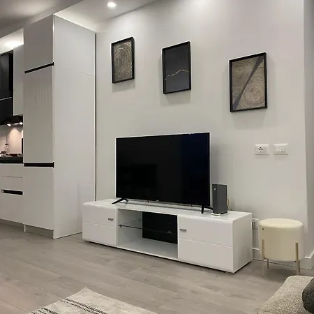 Spacious And Modern